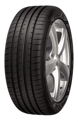 GOOD YEAR ULTRAGRIP 8 PERFORMANCE